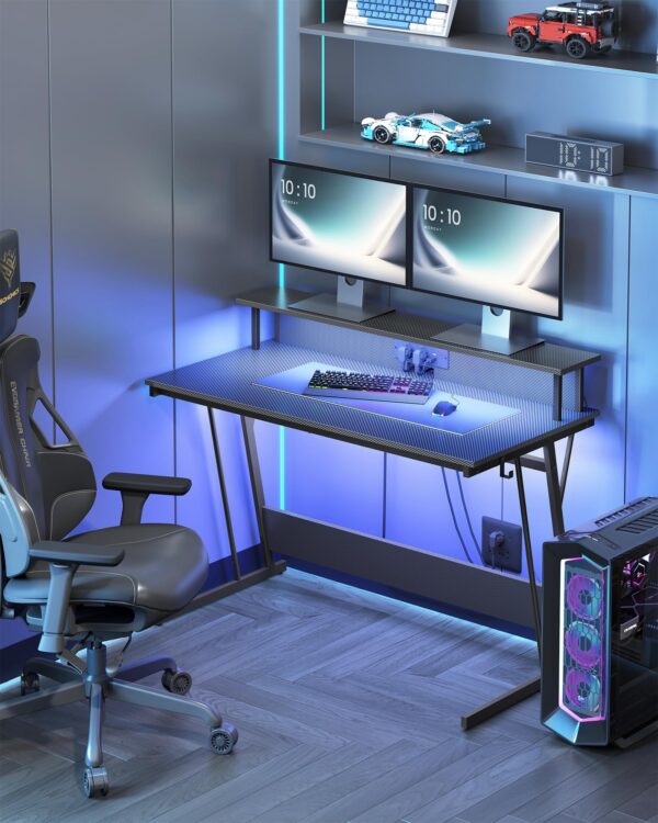 Version 1.0.0 Bureau avec prise intégrée, éclairage LED
